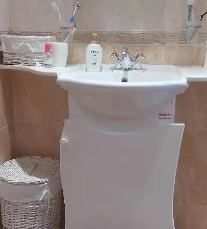 בית הארחה Tia Maria היסריה